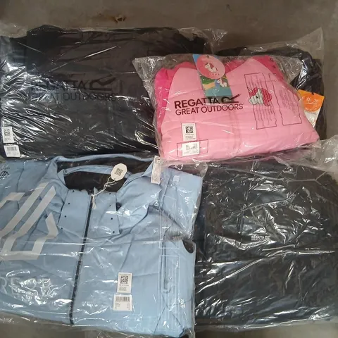 APPROXIMATELY 14 ITEMS OF ASSORTED BRAND NEW REGATTA CLOTHING AND ACCESSORIES