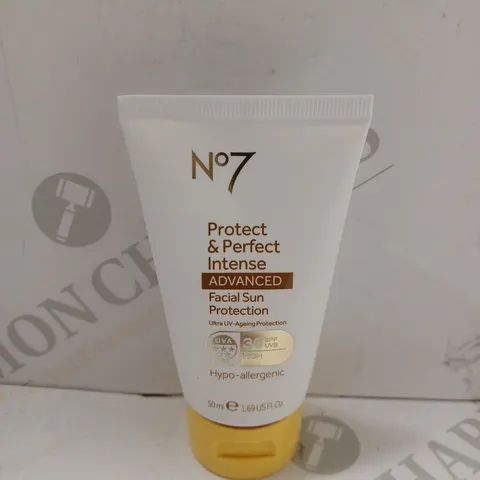 SET OF 2 NO7 PROTECT AND INTENSE ADVANCED FACIAL SUNCARE SPF30 50ML