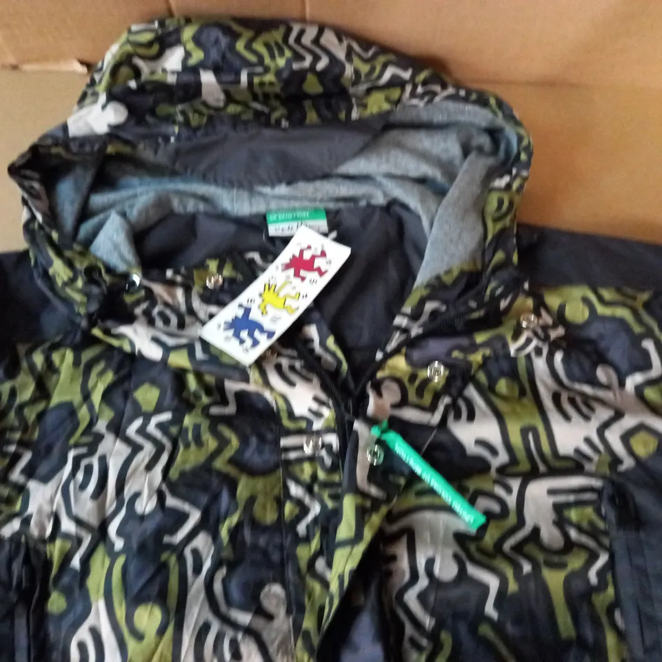 UNITED COLOURS OF BENETTON KEITH HARING LIGHTWEIGHT JACKET - L