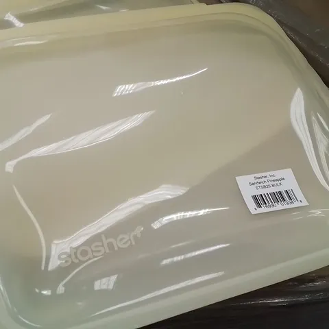 PALLET CONTAINING APPROXIMATELY 1400 SANDWICH BAGS