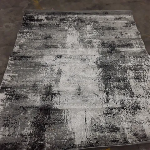 QUALITY DESIGNER AREA RUG 160X213CM APPROXIMATELY 