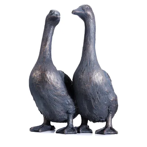 GARDEN STORIES GOOSE COUPLE GARDEN STATUES SET OF 2 