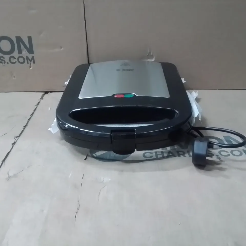 BOXED RUSSELL HOBBS 24550 4 SLICE DEEP SANDWICH MAKER BLACK/SILVER