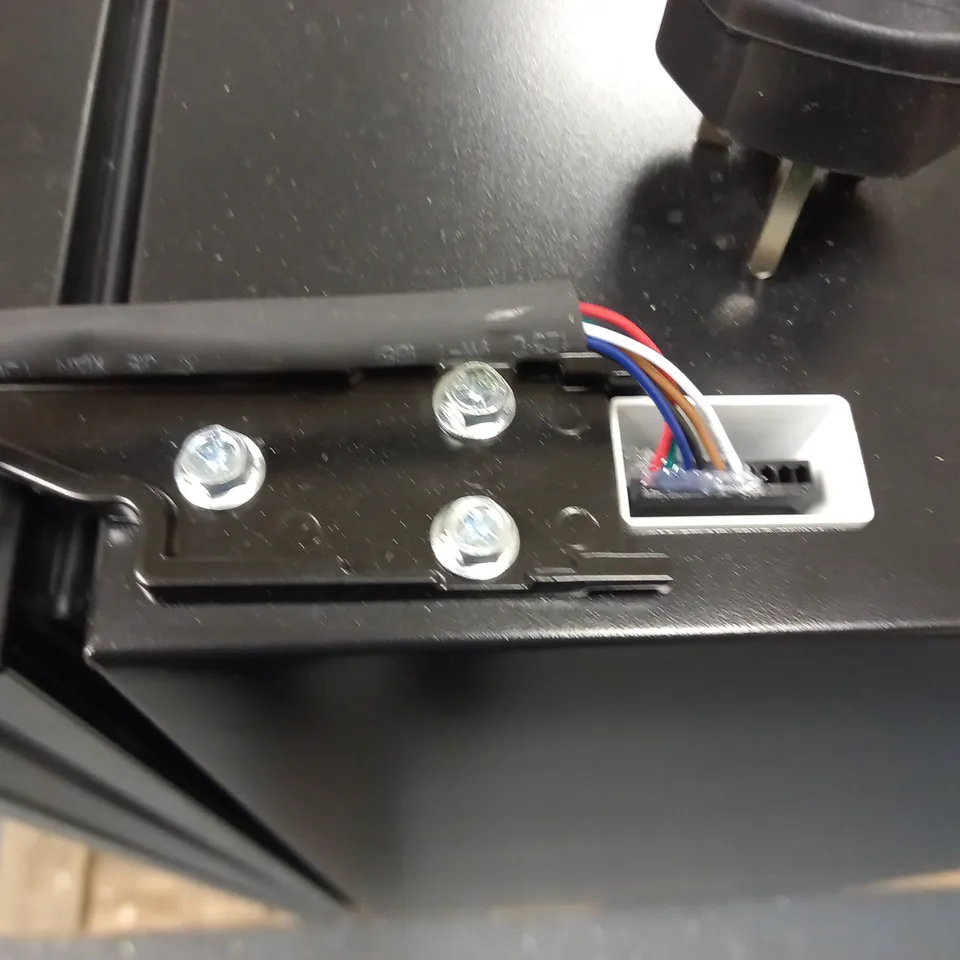 RUSSELL HOBBS RH34WC1 FREESTANDING WINE COOLER, 34 BOTTLE CAPACITY, BLACK - COLLECTION ONLY