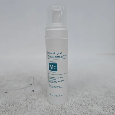 ELIZABETH GRANT MINERAL FOAMING CLEANSER 195ML UNBOXED