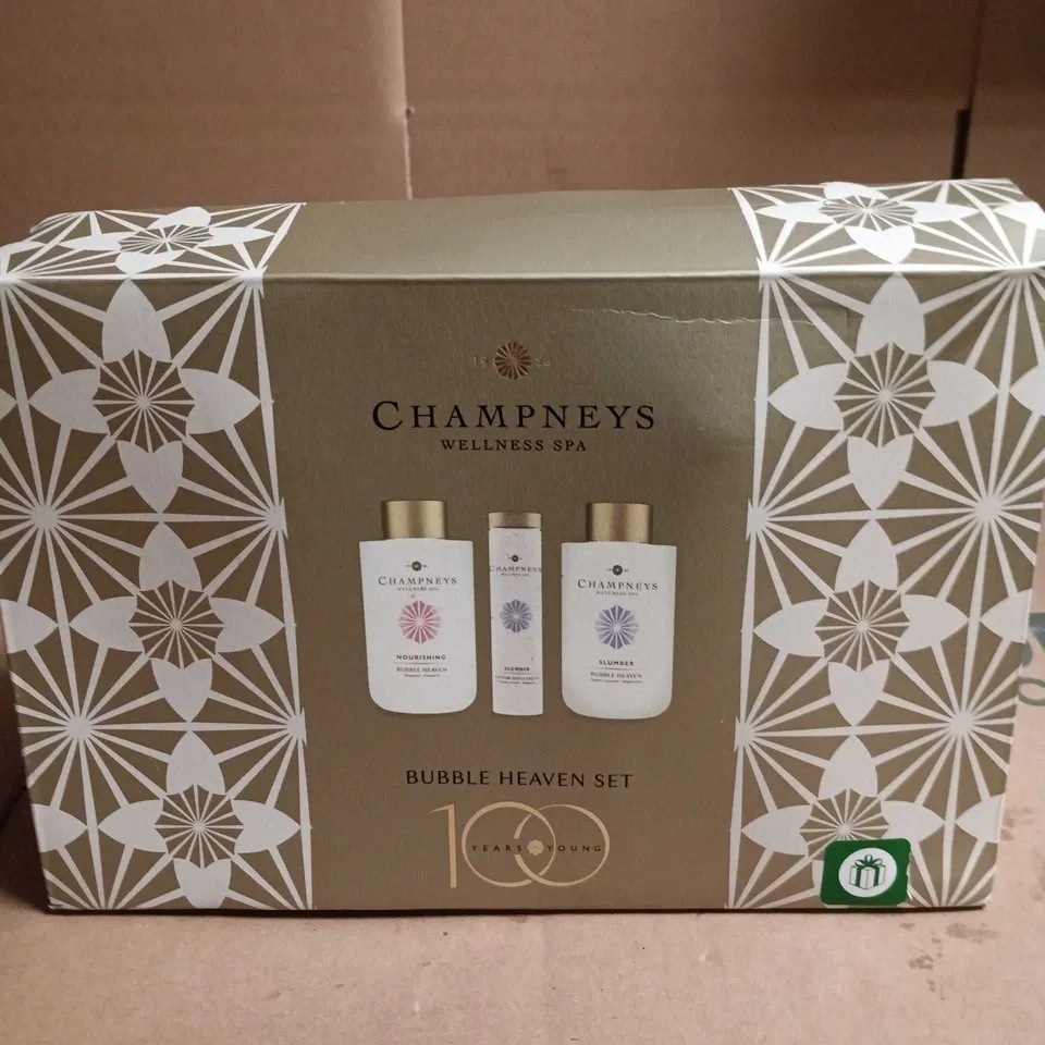 CHAMPNEYS BUBBLE HEAVEN SET – WELLNESS SPA BATH GIFT SET (3-PIECE)