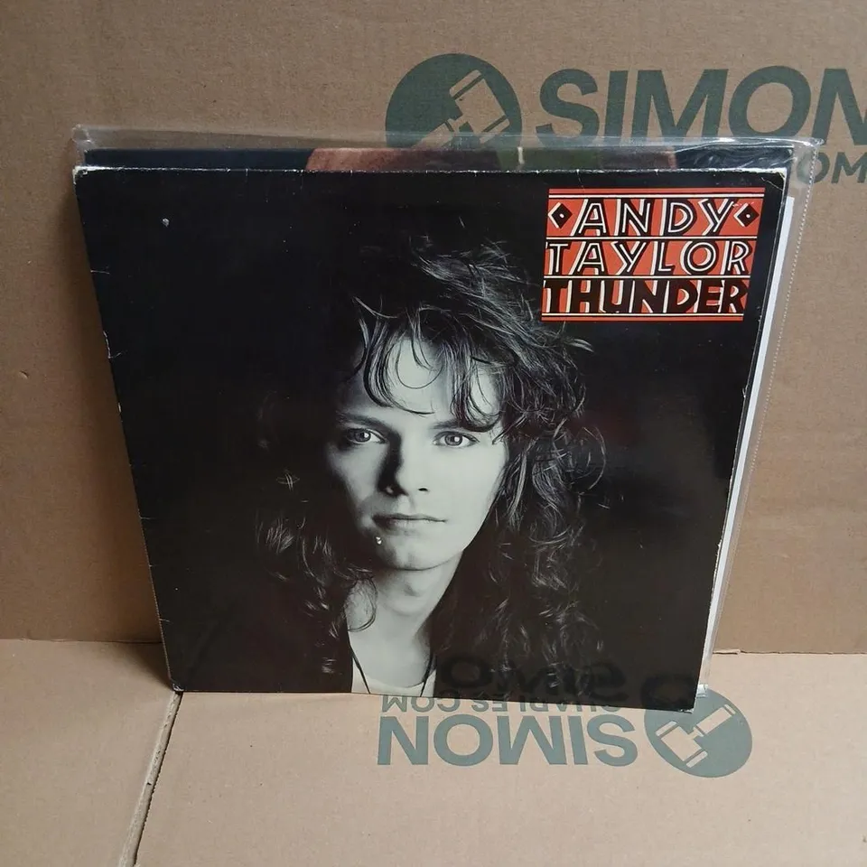 APPROXIMATELY 10 ASSORTED VINYL RECORDINGS TO INCLUDE; SOUL RADIO, RENEE RAP, LAUFEY, ULTRA NATE, GRANDMASTER AND MELLE MEL, HONEYBLOOD, THE POWER STATION AND ANDY TAYLOR