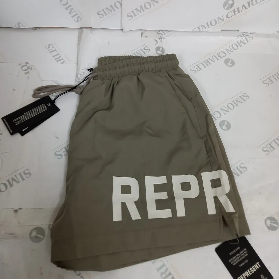 REPRESENT SWIN SHORTS SIZE M