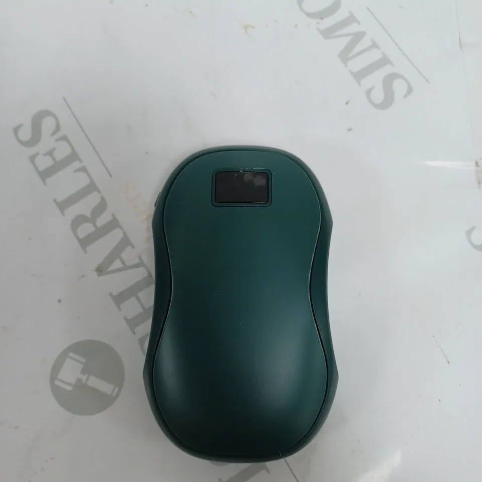 BOX OF 2 CHARGING TREASURE HAND WARMERS GREEN