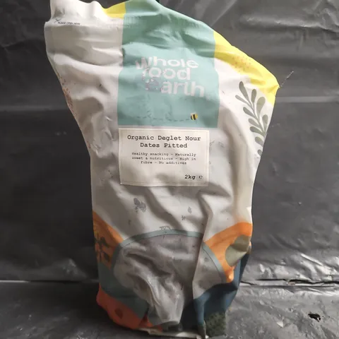 WHOLE FOOD EARTH ORGANIC DEGLET NOUR DATES PITTED 2KG BAG