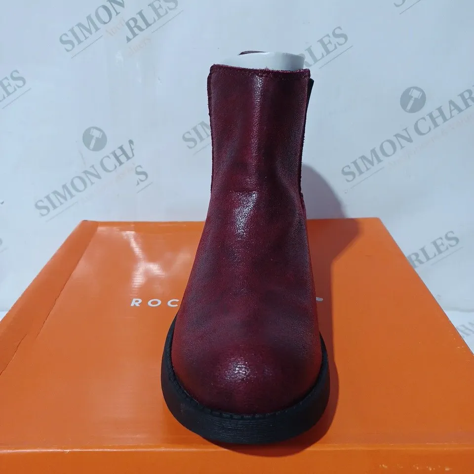 BOXED ROCKET DOG TESSAAU MAROON BOOTS- UK 5