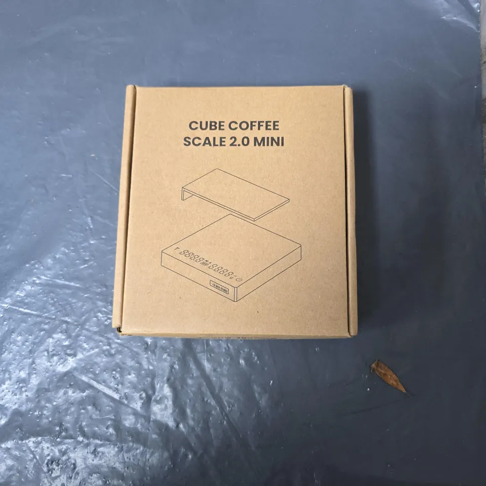 CUBE COFFEE SCALE 2.0 MINI + MW-3BOMBER MODEL AIRCRAFT KIT – BOXED (MIXED LOT)