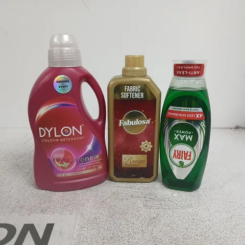 TOTE OF APPROXIMATELY 14 ASSORTED ITEMS TO INCLUDE DYLON, FAIRY MAX POWER, FABULOSA ETC