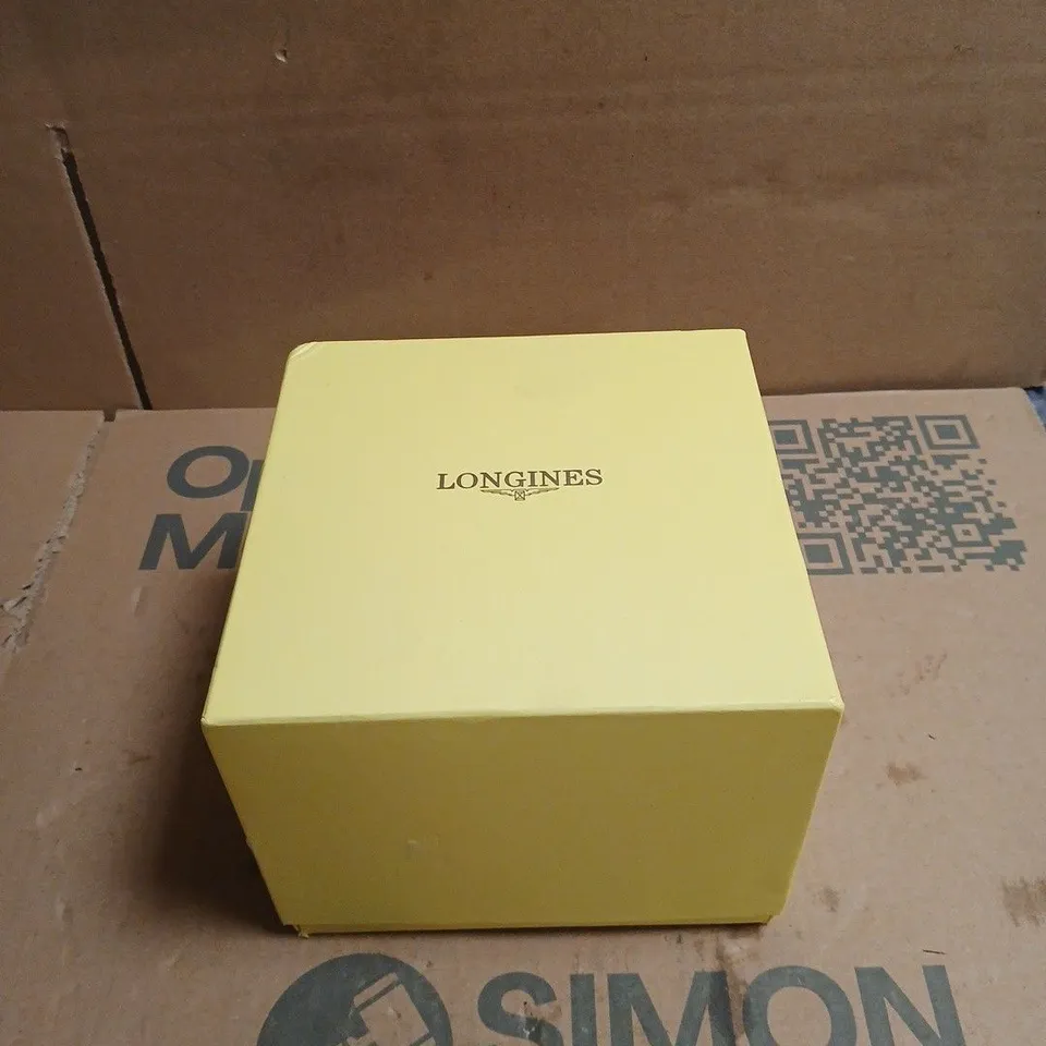 LONGINES STAINLESS STEEL DIVER-STYLE WRISTWATCH – BOXED 