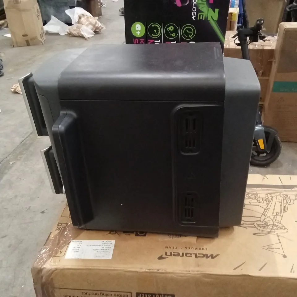 NINJA DOUBLE STACK XL 2-DRAWER AIR FRYER 9.5L SL400UK