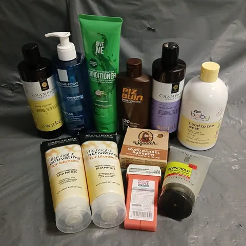 APPROXIMATELY 20 ASSORTED HEALTH & BEAUTY PRODUCTS TO INCLUDE GIVE ME CONDITIONER, JOHN FRIEDA BLONDES SHAMPOO, CHAMPNEYS BODY CLEANSER, ETC