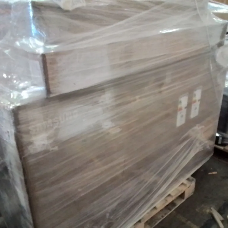 PALLET CONTAINING APPROXIMATELY 9 DAMAGED TVS