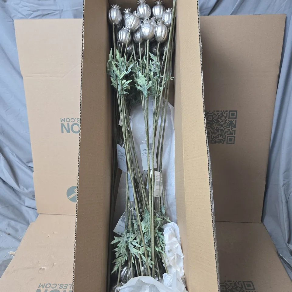 2 X BOX OF APPROXIMATELY 11 GISELA GRAHAM GREEN STEM, SILVER FLOWER DECORATIONS