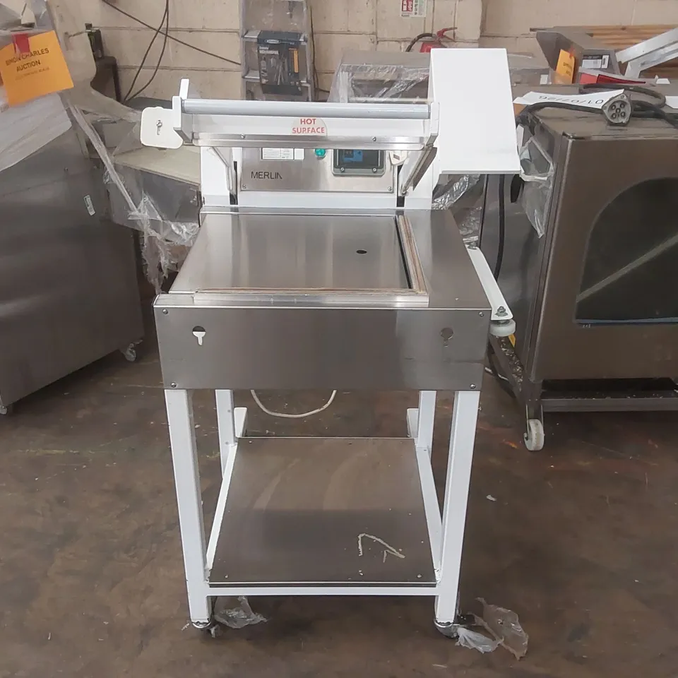 BLUEBIRD MERLIN L-SEALER