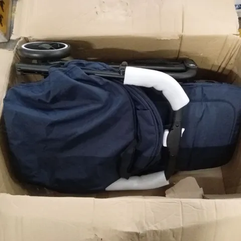 BOXED HAUCK TRAVEL 'N' CARE STROLLER - DARK NAVY BLUE