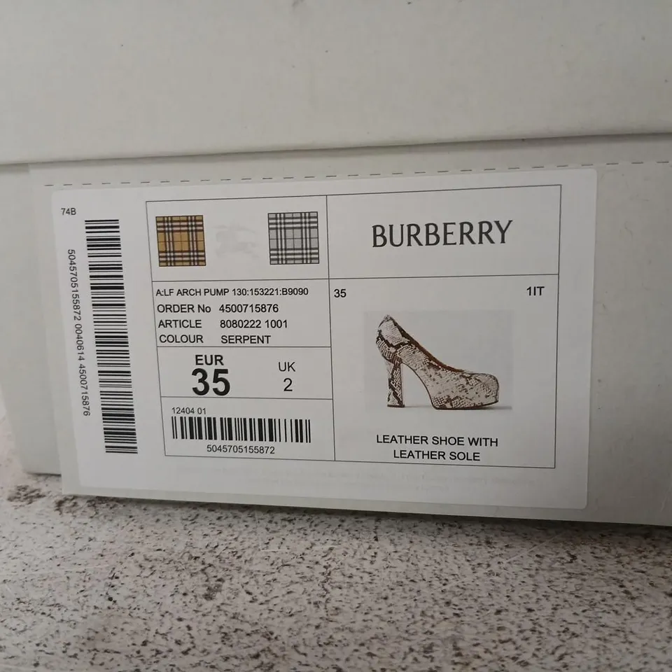 BURBERRY SNAKE PRINT LEATHER PUMPS – WOMEN'S UK 2 (EU 35)