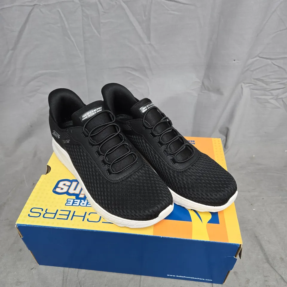 SKECHERS BOBS SPORT BLACK TRAINERS SIZE 7 BOXED