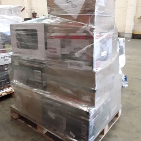 PALLET OF APPROXIMATELY 13 UNPROCESSED RAW RETURN HOUSEHOLD AND ELECTRICAL GOODS TO INCLUDE;
