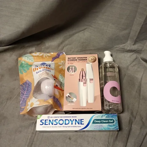  APPROXIMATLEY 20 ASSORTED COSMETIC ITEMS TO INCLUDE EYEBROW TRIMMER, TOOTHPASTE, CINCH CLEANSER, BATH BOMBS ETC