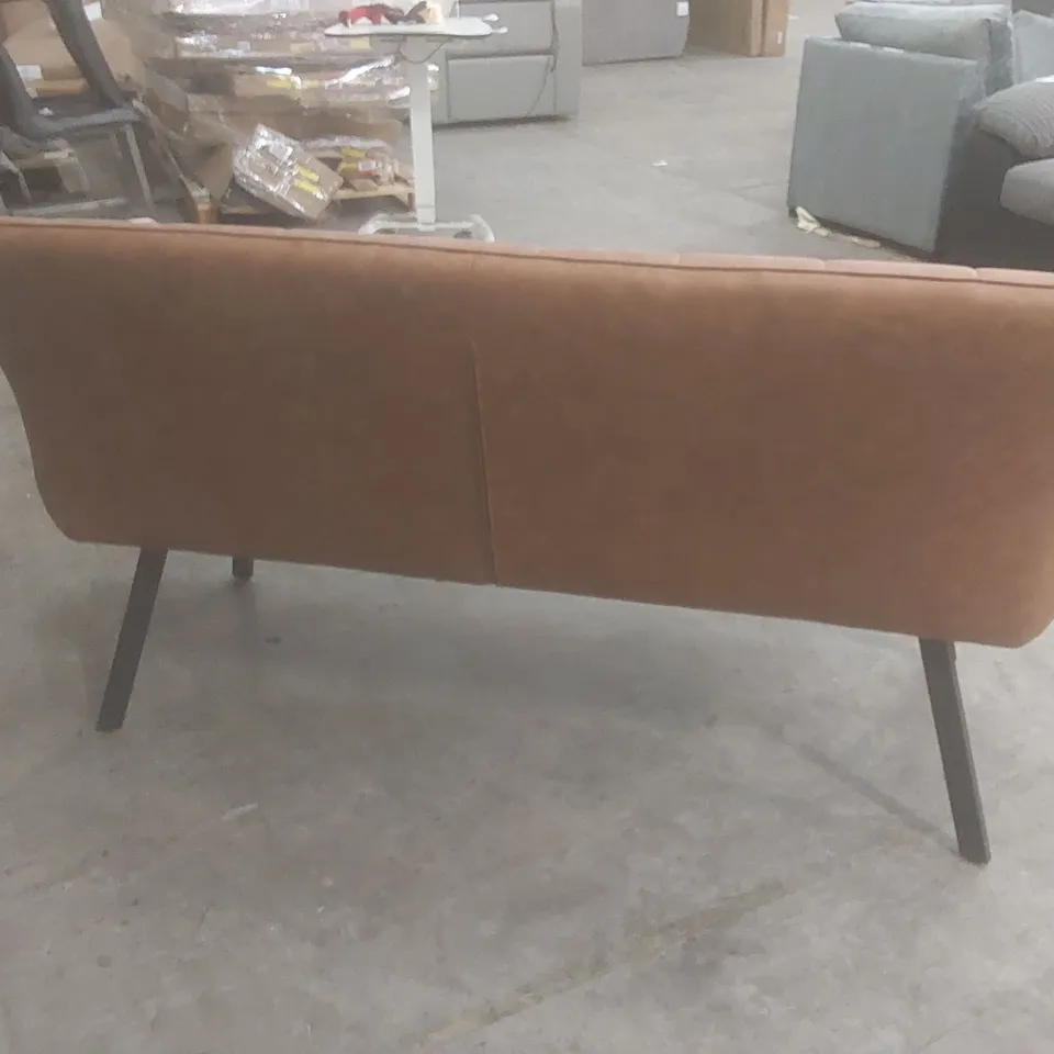 DESIGNER 3 SEATER FABRIC UPHOLSTERED LEATHER-LOOK DINING BENCH SOFA