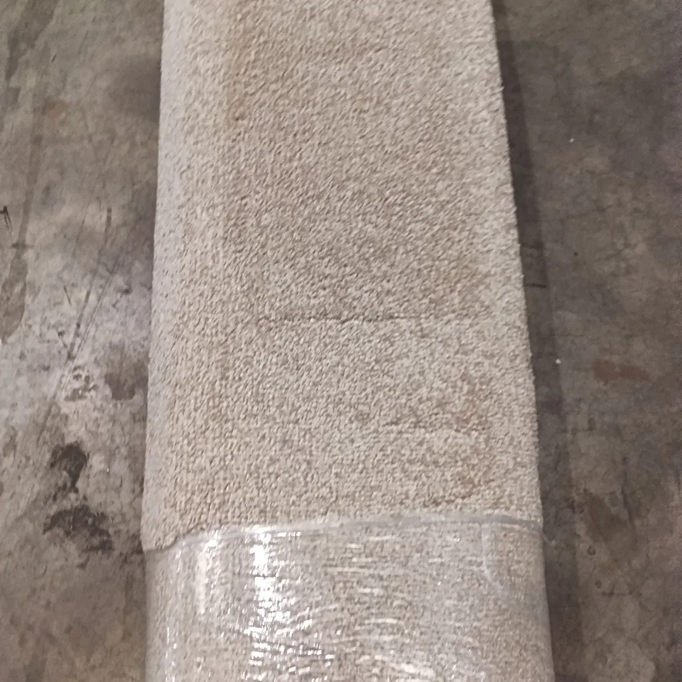 ROLL OF HILLSIDE ALABASTER APPROX SIZE: 1.8M X 4.00M