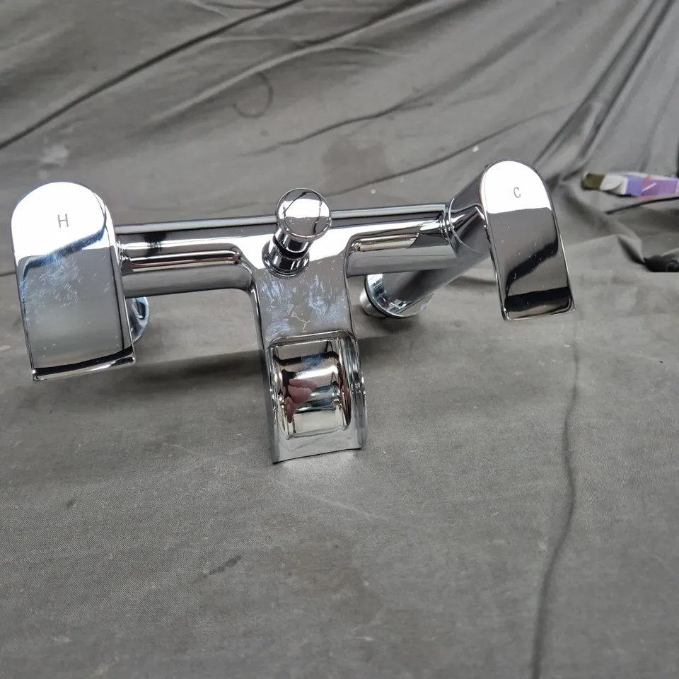 CHROME DUAL-HANDLE BATHROOM MIXER TAP BODY (H/C) - WITH THREADED INLETS 