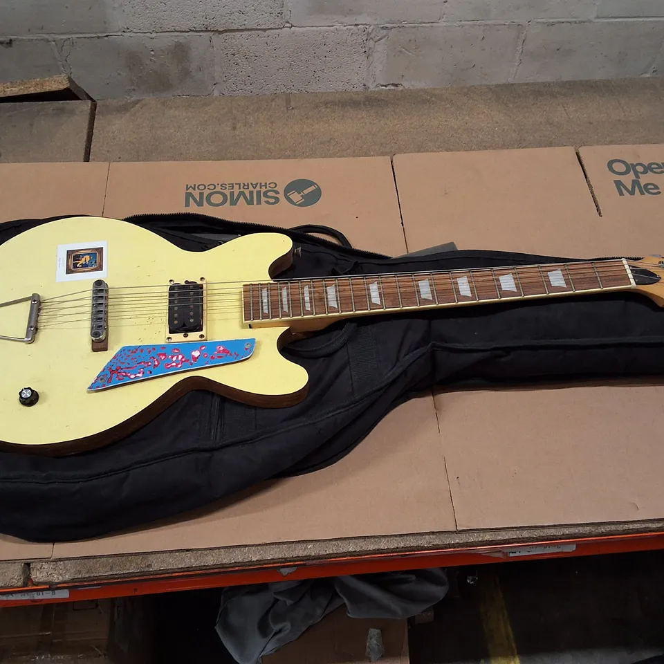 ELECTRIC GUITAR – YELLOW FINISHED BODY WITH MAPLE NECK (UNTESTED)