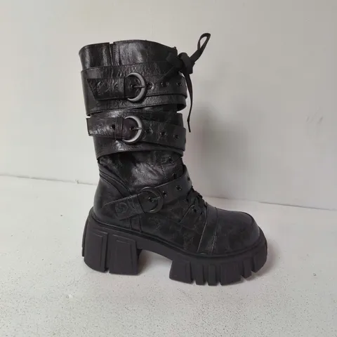 BOXED KILLSTAR RUPTURA BLACK BOOTS - UK 7