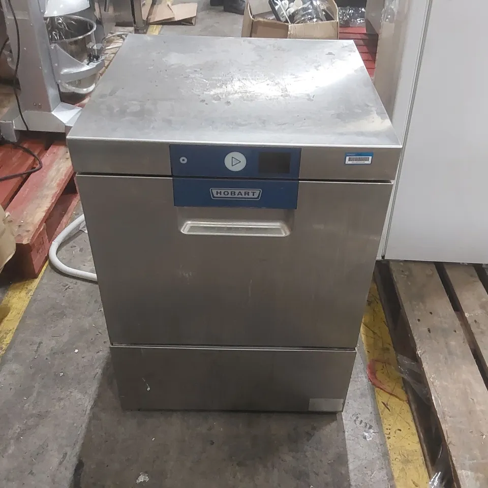 HOBART COMMERCIAL DISHWASHER