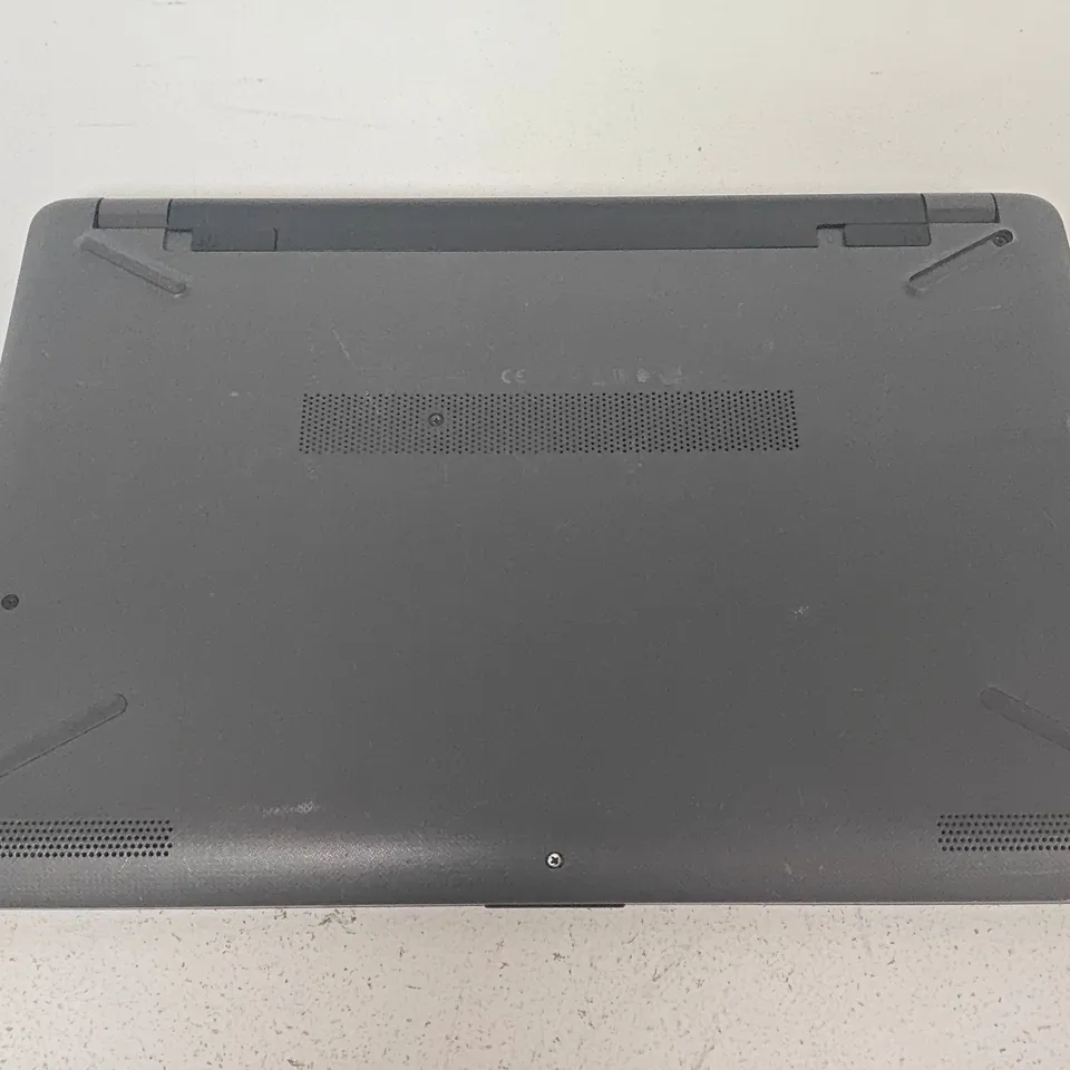 UNBOXED HP 250 G6 I-5 7TH GEN LAPTOP IN BLACK