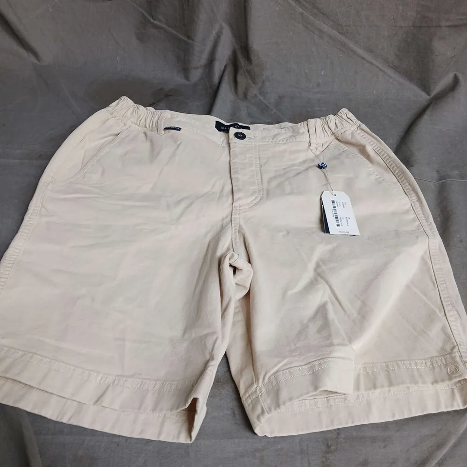 MR MARVIS CREAM SHORTS SIZE W32