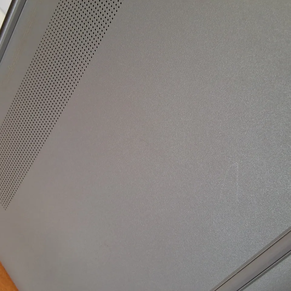 HP CHROMEBOOK PLUS INTEL I-3 LAPTOP IN SILVER - 15A-NB0004NA