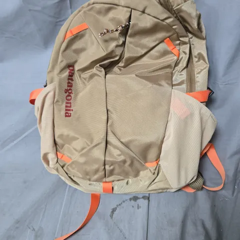 PATAGONIA RUCKSACK – TAN WITH ORANGE STRAPS