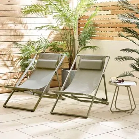BOXED SETTERA PAIR OF GARDEN SUN LOUNGE DESK CHAIRS - CLASSIC SET FOR MODERN PATIO - GREEN