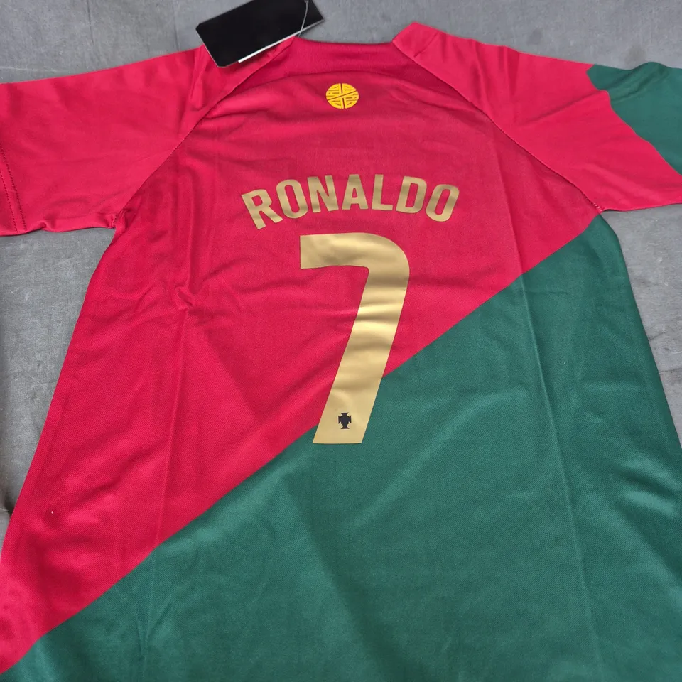 PORTUGAL FC HOME SHIRT AND SHORTS - RONALDO 7 - KIDS - SIZE 26