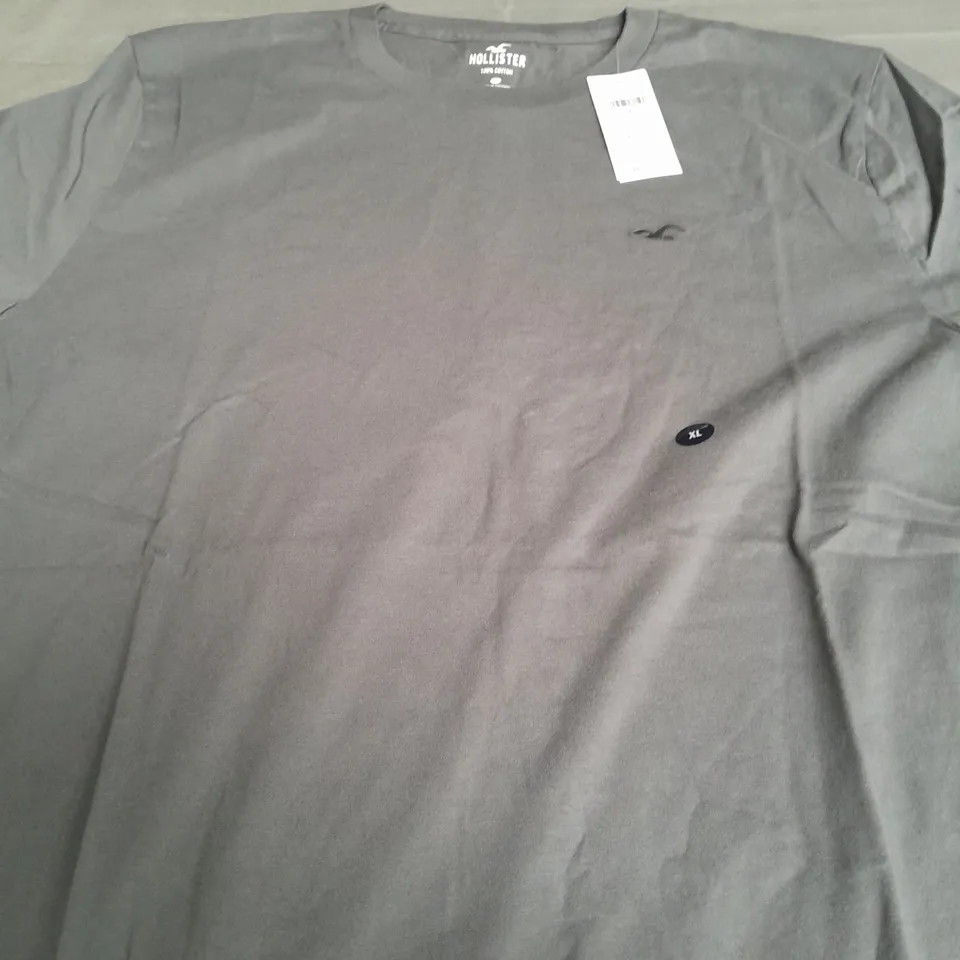 HOLLISTER GREY COTTON T-SHIRT - XL