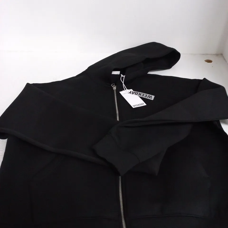 WEEKDAY BLACK ZIP HOODIE - M