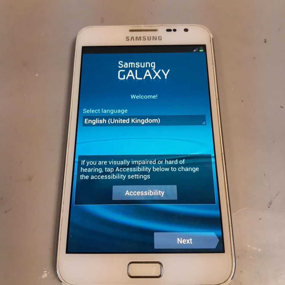 SAMSUNG GALAXY GT-N7000 SMARTPHONE 