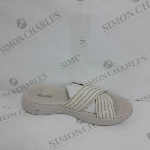 SKECHERS ON-THE-GO 600 STUNNING SLIDE SANDAL SIZE 7