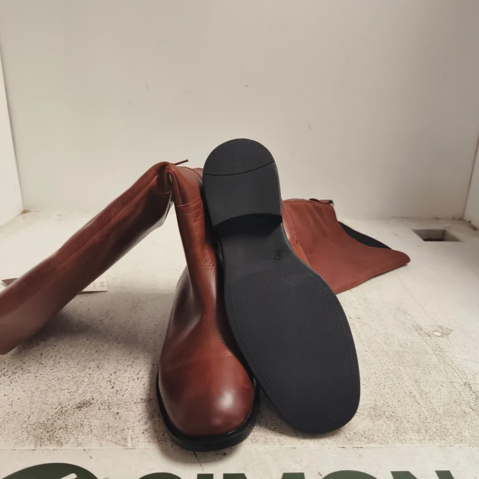 BROWN LEATHER KNEE-HIGH BOOT – M&S UK 5