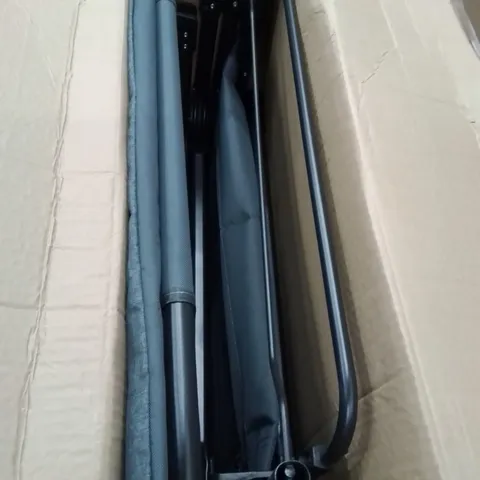 BOXED GARDEN RECLINER CHAIR
