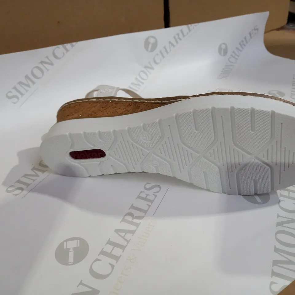 RIEKER WHITE SANDAL SIZE 6.5 