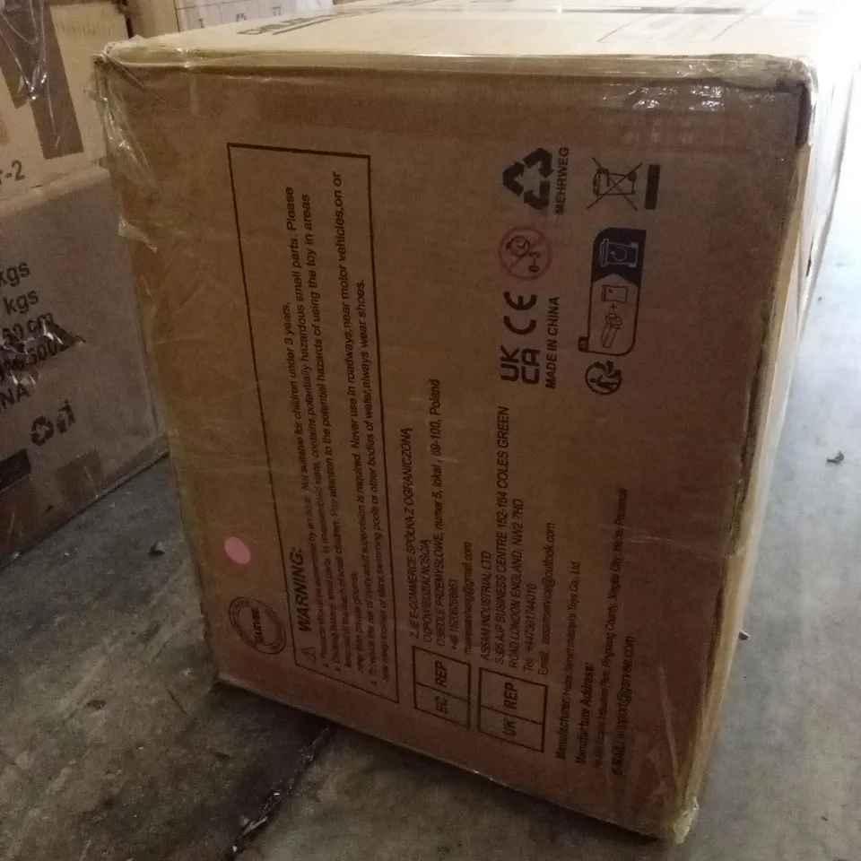 BOXED CHILDRENS ELECTRIC CAR