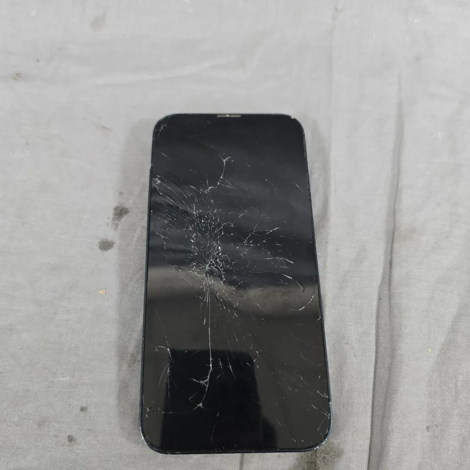 APPLE IPHONE – BLACK