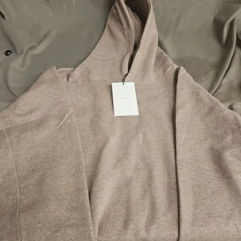 RAITH HOODIE – BEIGE/BROWN ADULT PULLOVER HOODIE SIZE M